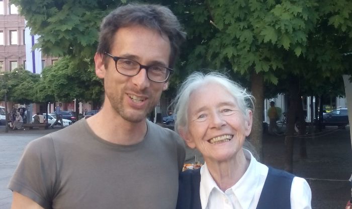 Schwester Karoline: Wie du mit Liebe die Welt veränderst