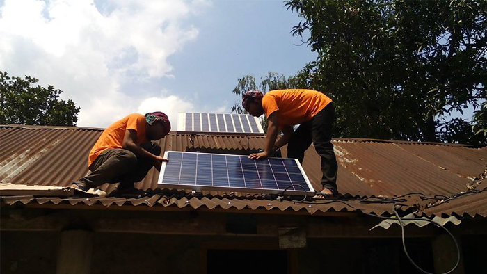 Energy for the Poor – Interview mit Sebastian Groh von ME SolShare, Bangladesch